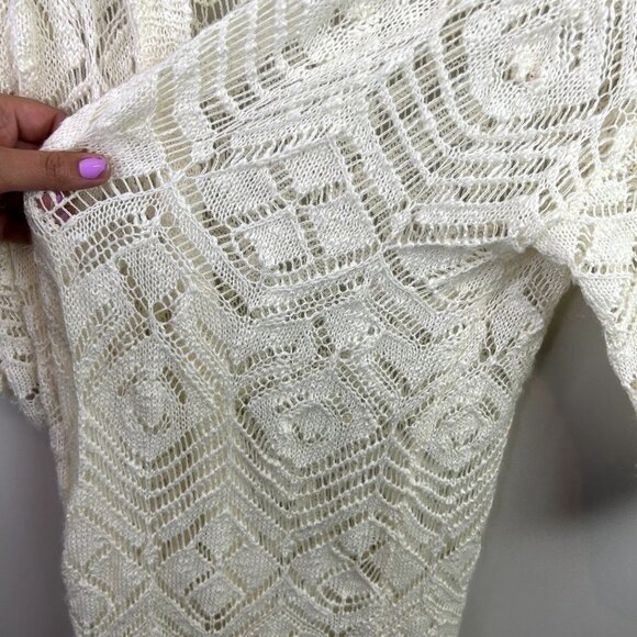 Pink Rose white‎ crochet fringe cover up size small - Picture 3 of 8